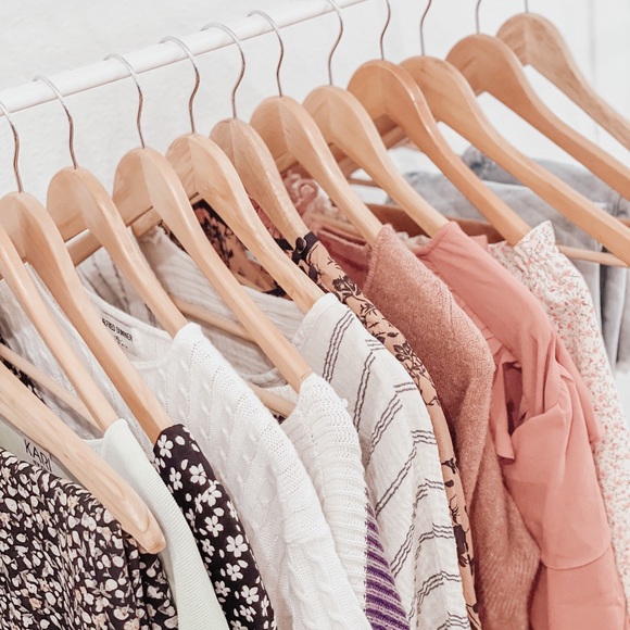 Hello and welcome to Fibers + Finds! - Picture 4 of 6